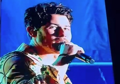 Kevin Jonas calls Nick `Jiju`for Indian crowd at Lollapalooza music festival